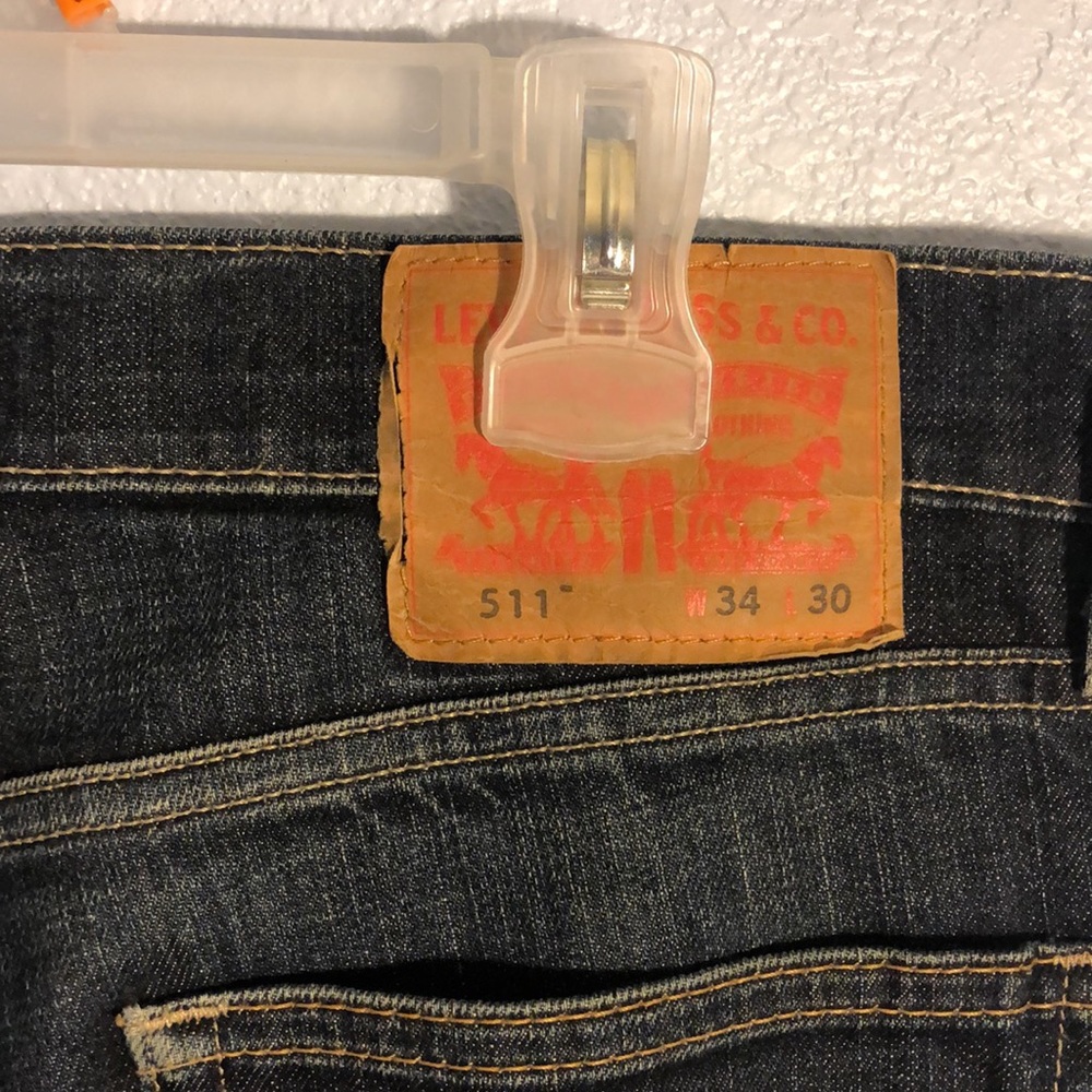 Men’s Levi Slim jeans - Picture 6 of 7